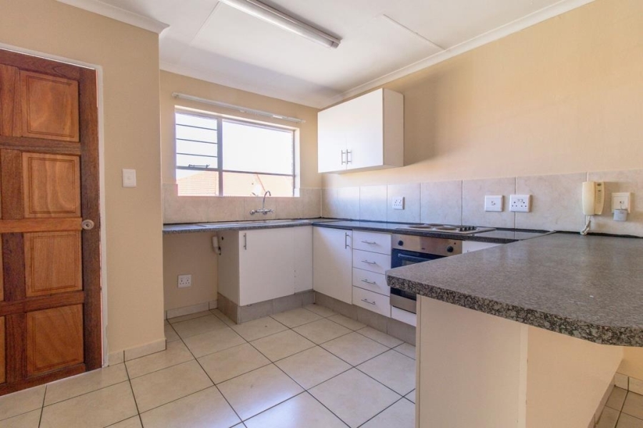 2 Bedroom Property for Sale in Liefde en Vrede Gauteng