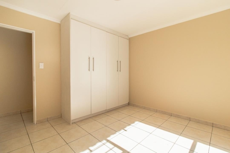 2 Bedroom Property for Sale in Liefde en Vrede Gauteng