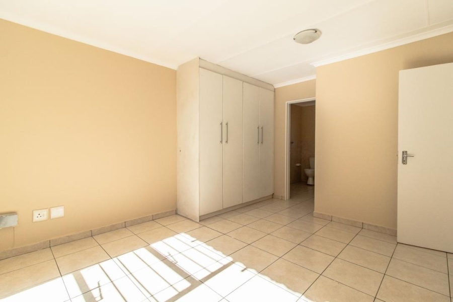 2 Bedroom Property for Sale in Liefde en Vrede Gauteng