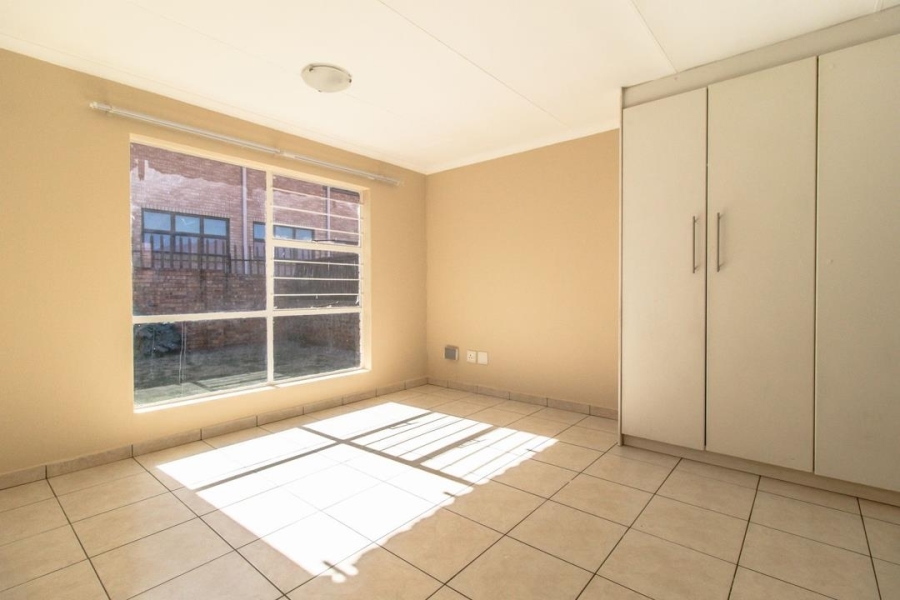 2 Bedroom Property for Sale in Liefde en Vrede Gauteng