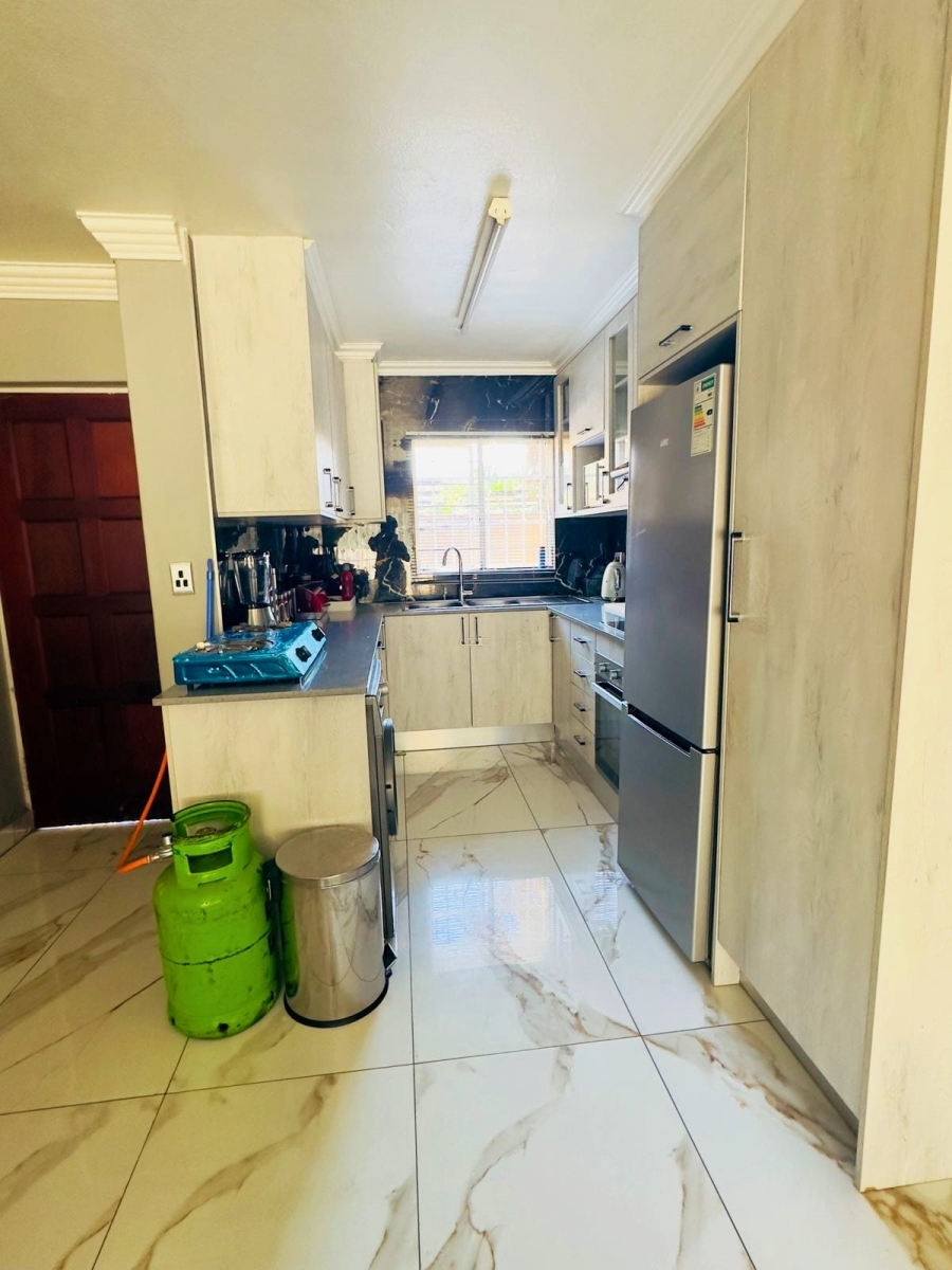 2 Bedroom Property for Sale in Willow Park Manor Gauteng