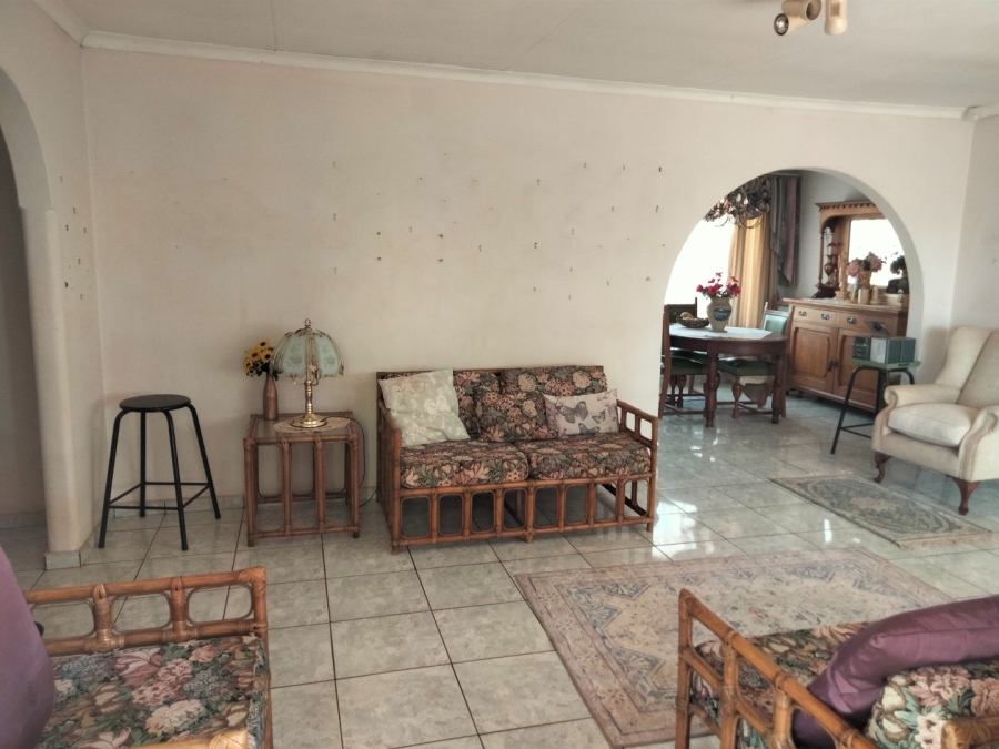 3 Bedroom Property for Sale in Tarlton Gauteng