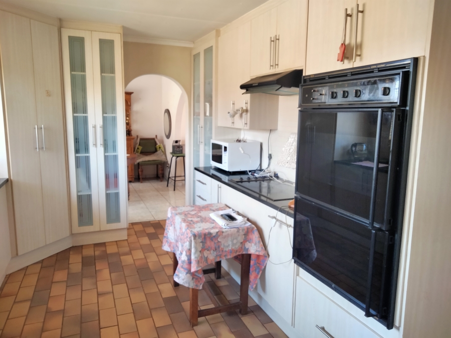 3 Bedroom Property for Sale in Tarlton Gauteng