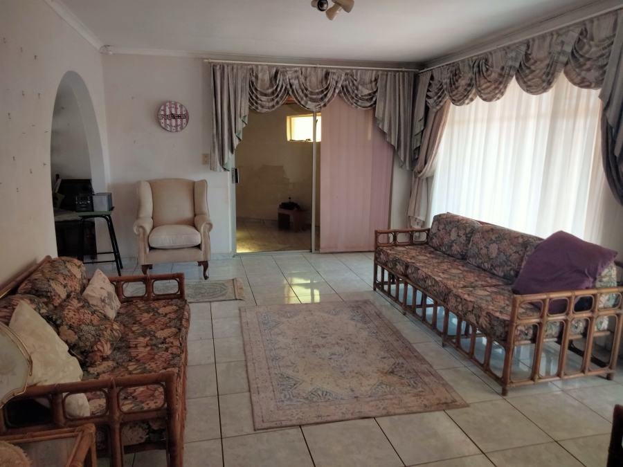 3 Bedroom Property for Sale in Tarlton Gauteng