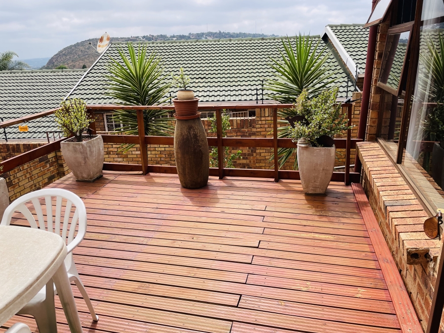 3 Bedroom Property for Sale in Rangeview Gauteng