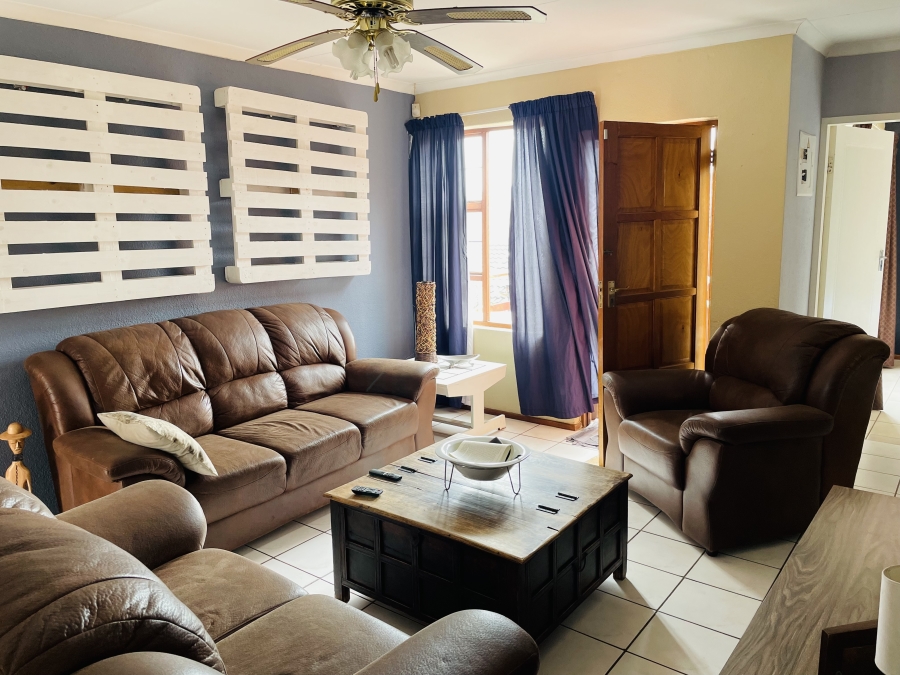 3 Bedroom Property for Sale in Rangeview Gauteng