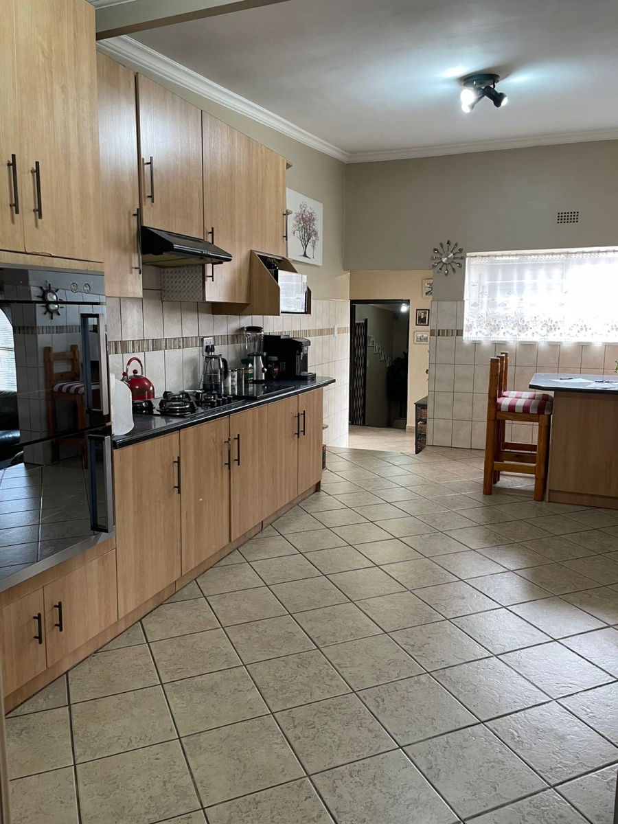 4 Bedroom Property for Sale in Noordheuwel Gauteng