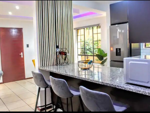 To Let 2 Bedroom Property for Rent in Ferndale Gauteng