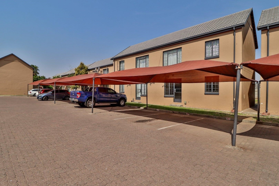 2 Bedroom Property for Sale in Albermarle Gauteng