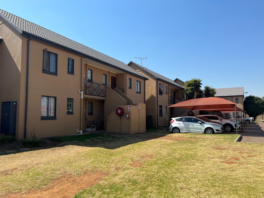 2 Bedroom Property for Sale in Albermarle Gauteng