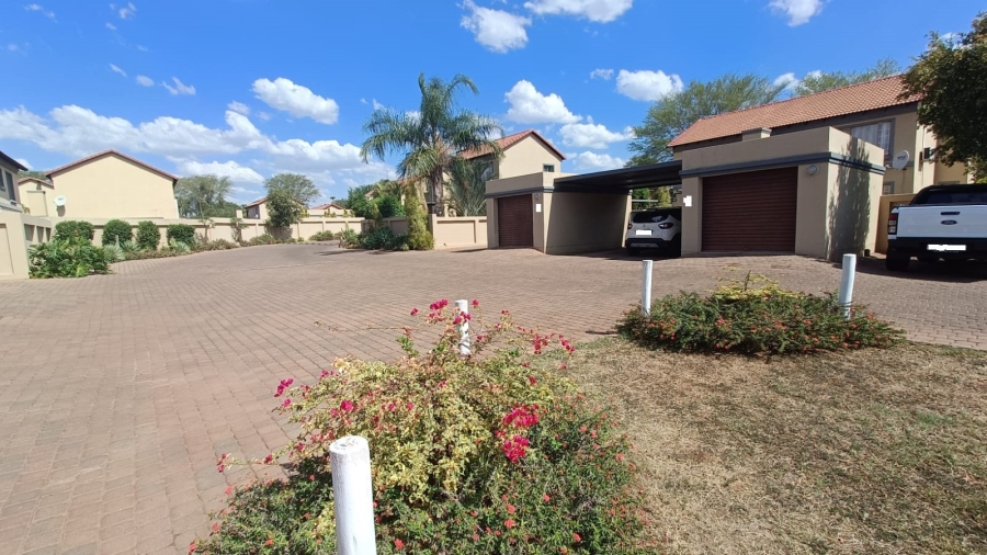 2 Bedroom Property for Sale in Annlin Gauteng