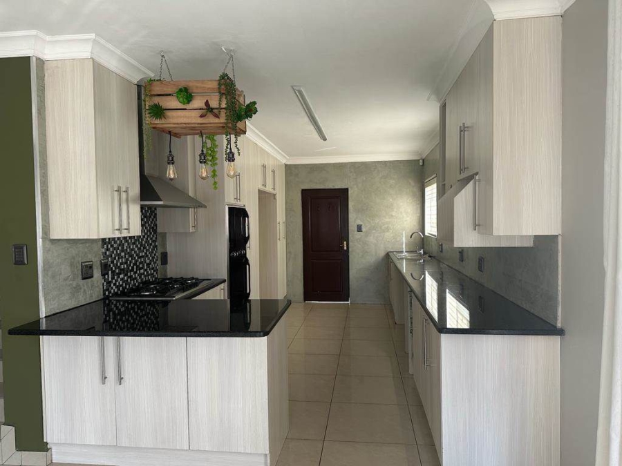 To Let 4 Bedroom Property for Rent in Montana Gauteng