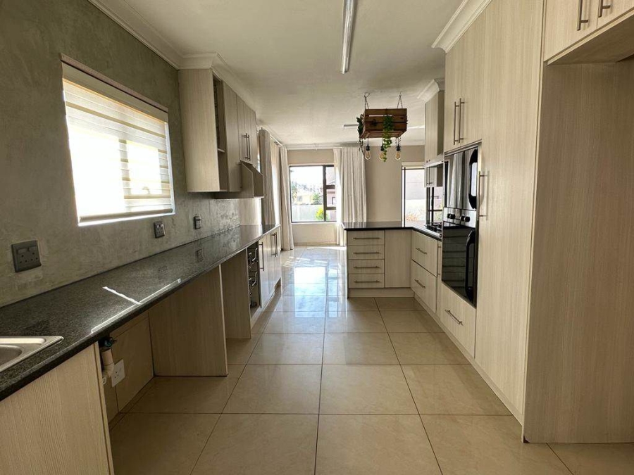 To Let 4 Bedroom Property for Rent in Montana Gauteng