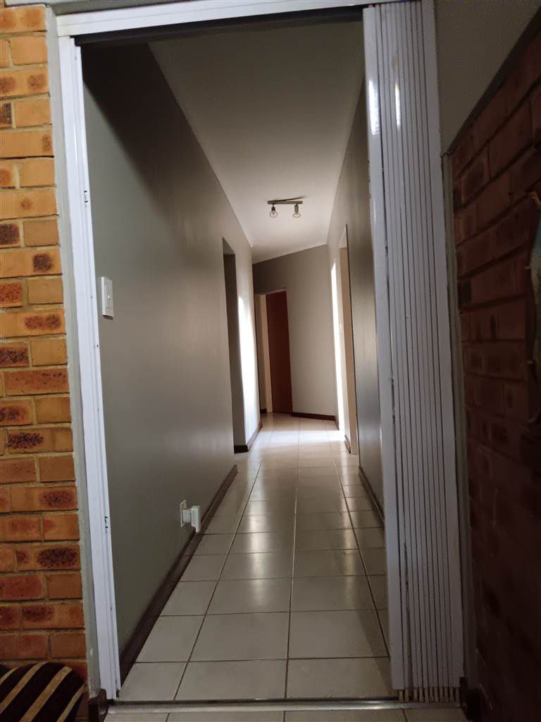 To Let 3 Bedroom Property for Rent in Montana Park Gauteng