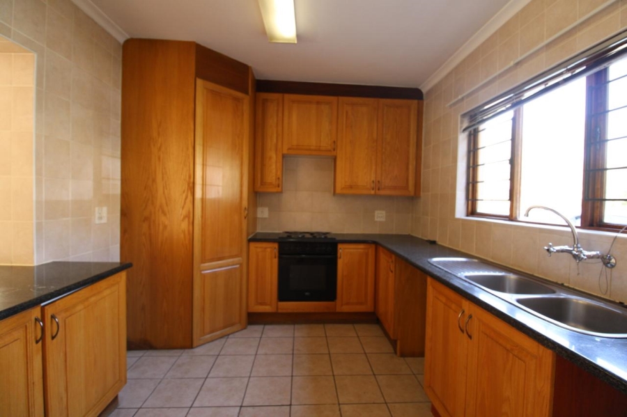 To Let 3 Bedroom Property for Rent in Rivonia Gauteng