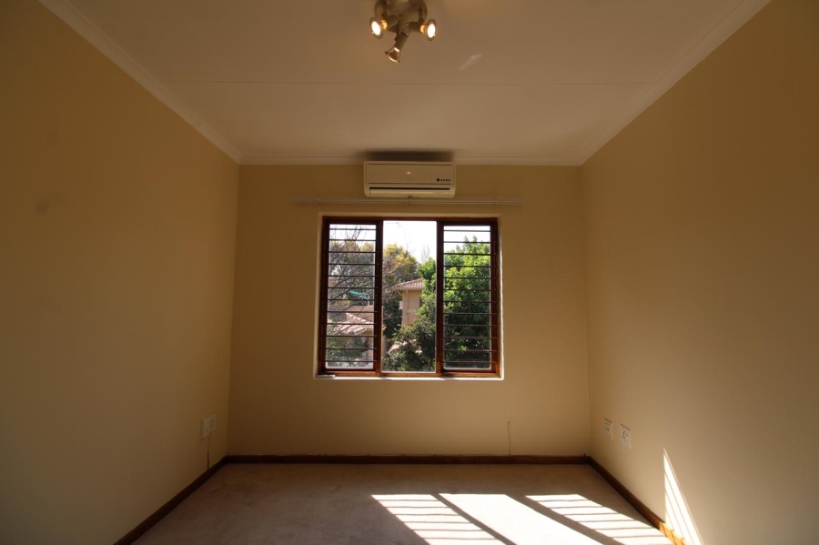 To Let 3 Bedroom Property for Rent in Rivonia Gauteng