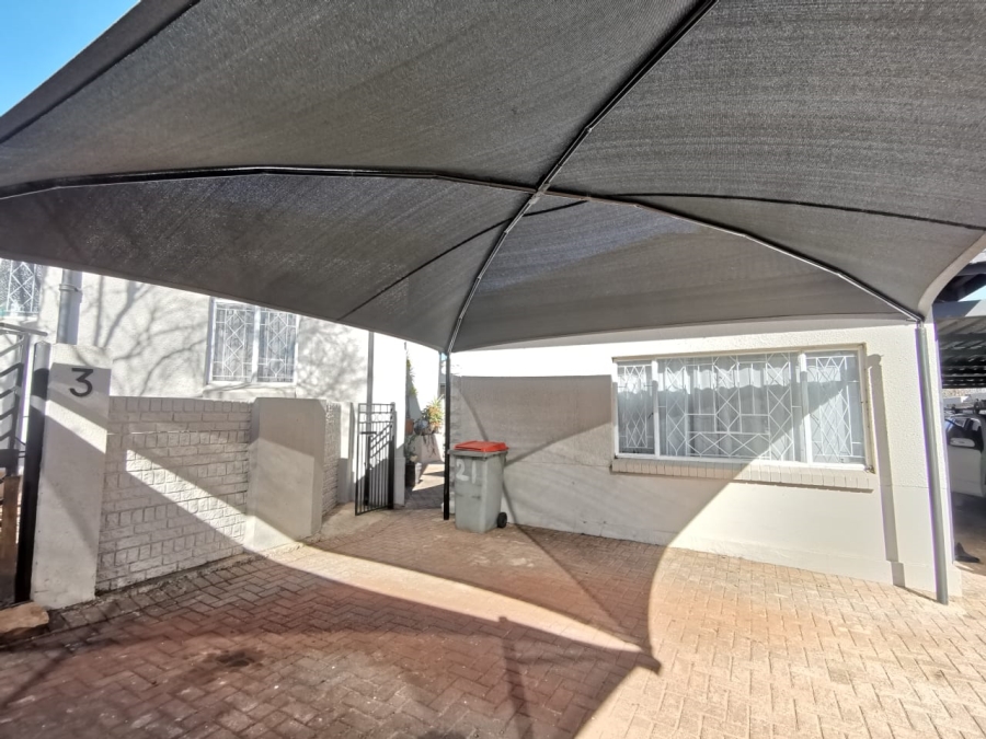 1 Bedroom Property for Sale in Krugersdorp North Gauteng