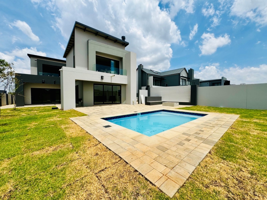 4 Bedroom Property for Sale in Midstream Heights Gauteng