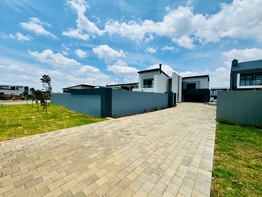 4 Bedroom Property for Sale in Midstream Heights Gauteng