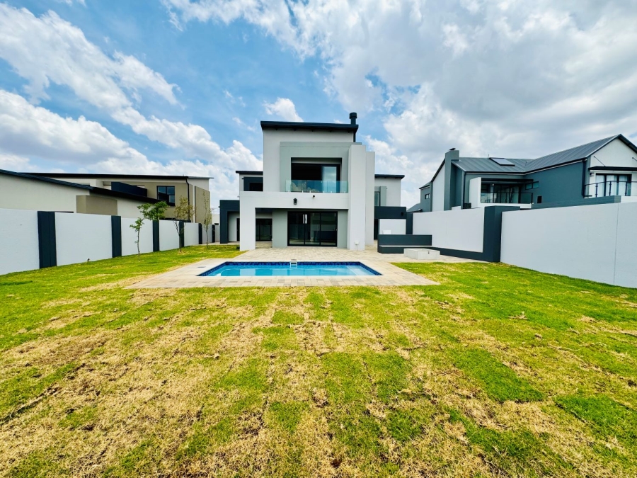 4 Bedroom Property for Sale in Midstream Heights Gauteng