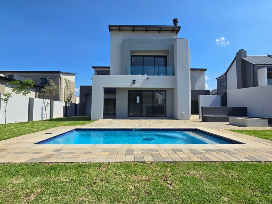 4 Bedroom Property for Sale in Midstream Heights Gauteng