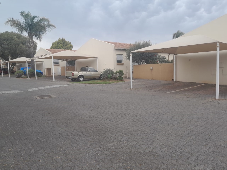 To Let 2 Bedroom Property for Rent in Meyersdal Gauteng