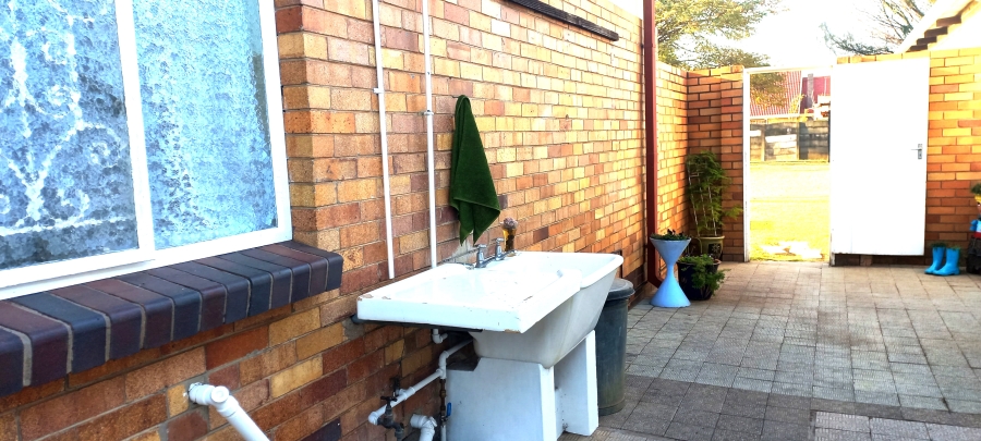 3 Bedroom Property for Sale in Selcourt Gauteng