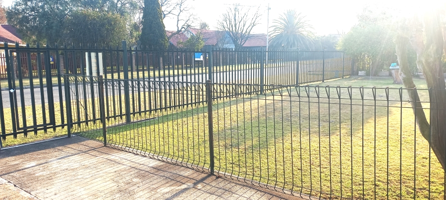 3 Bedroom Property for Sale in Selcourt Gauteng