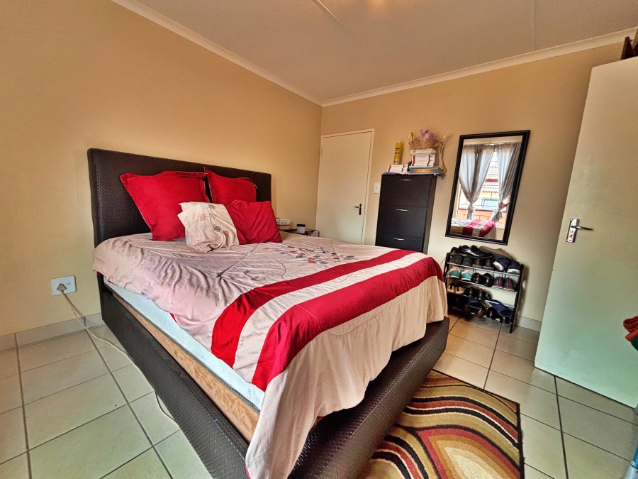 3 Bedroom Property for Sale in Kosmosdal Gauteng