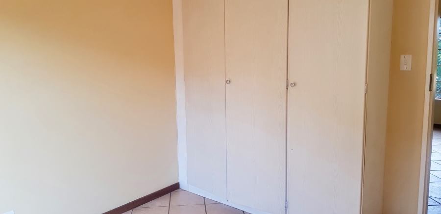 To Let 3 Bedroom Property for Rent in Die Hoewes Gauteng