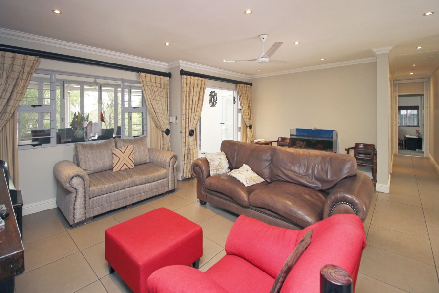 3 Bedroom Property for Sale in Gallo Manor Gauteng