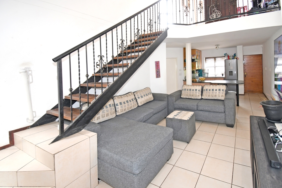 2 Bedroom Property for Sale in North Riding Gauteng