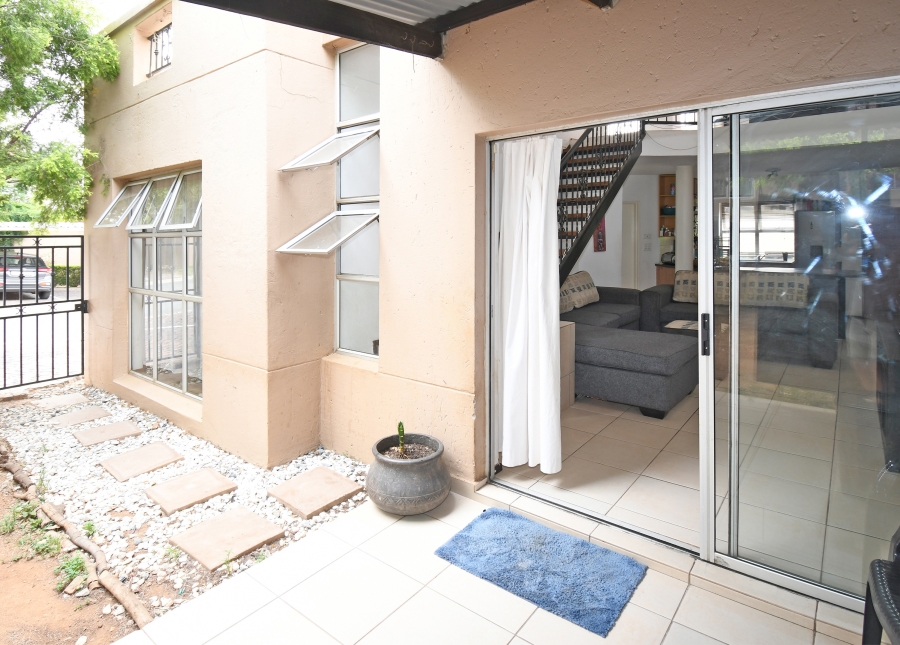 2 Bedroom Property for Sale in North Riding Gauteng