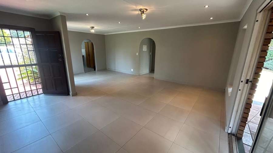 2 Bedroom Property for Sale in Bardene Gauteng