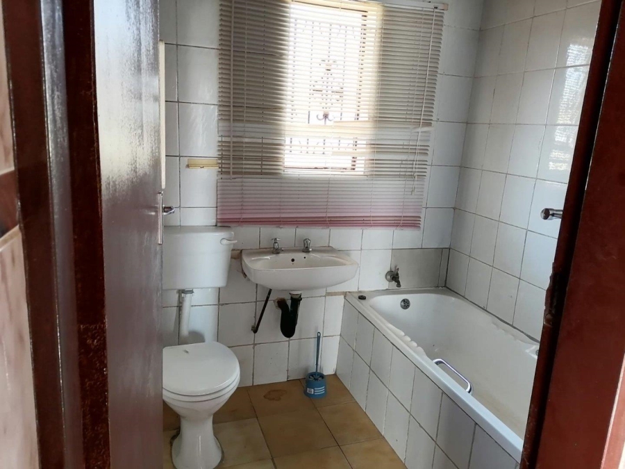 2 Bedroom Property for Sale in Tsakane Ext 11 Gauteng