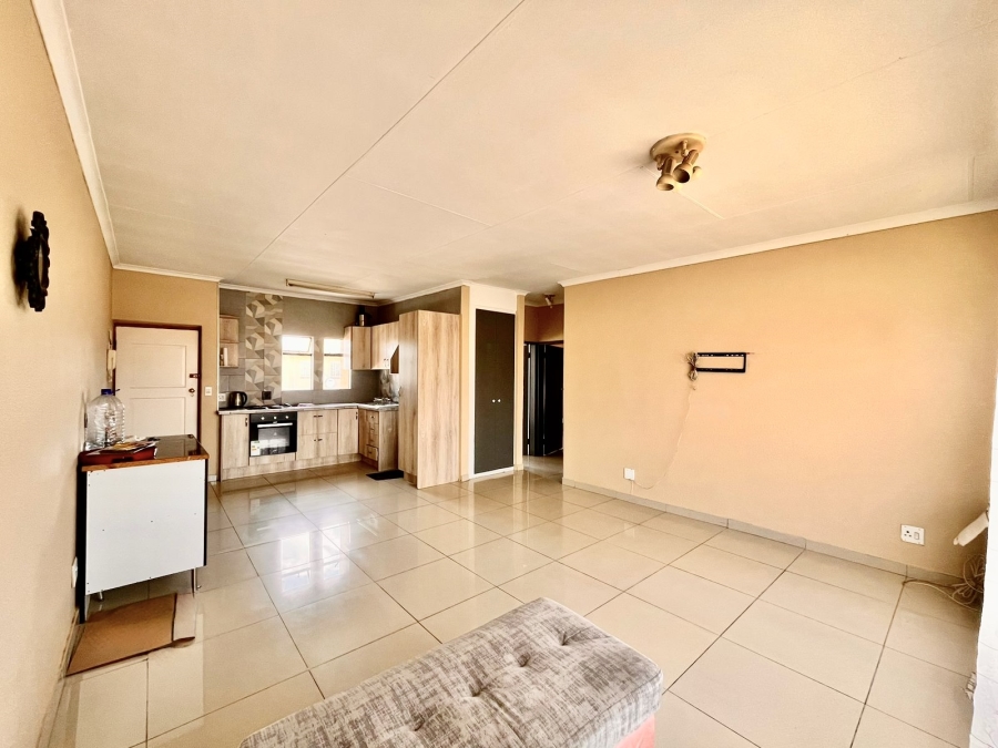 To Let 2 Bedroom Property for Rent in Norkem Park Gauteng