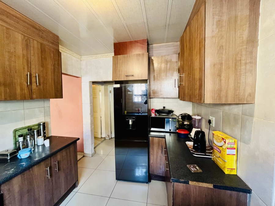 3 Bedroom Property for Sale in Skosana Gauteng