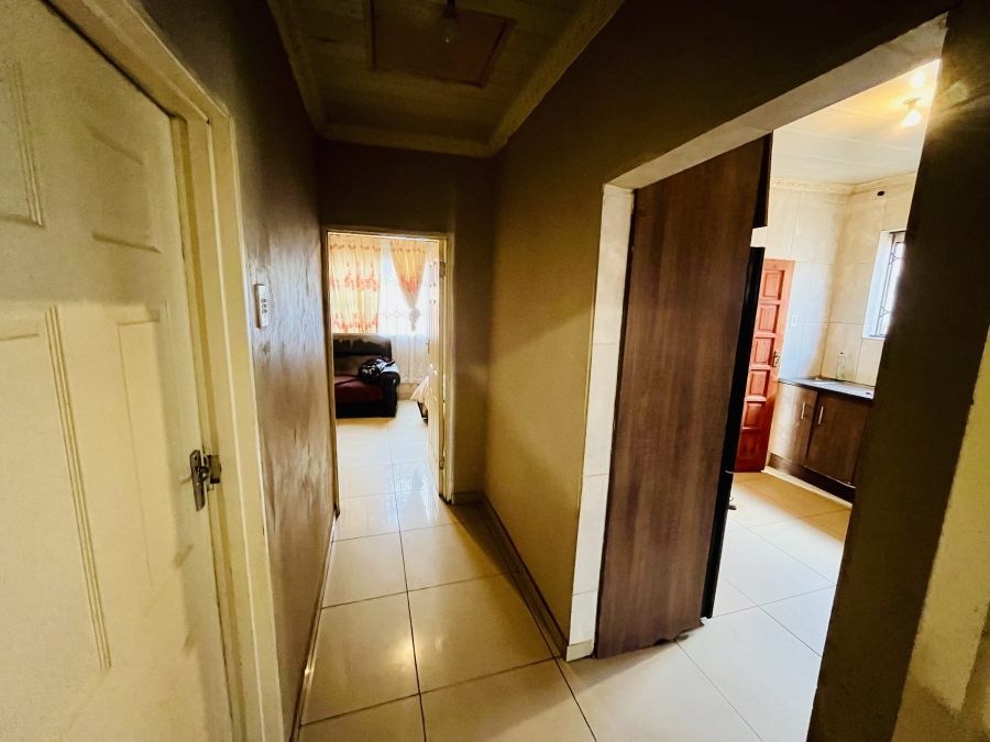 3 Bedroom Property for Sale in Skosana Gauteng