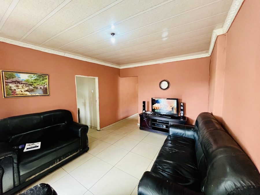 3 Bedroom Property for Sale in Skosana Gauteng