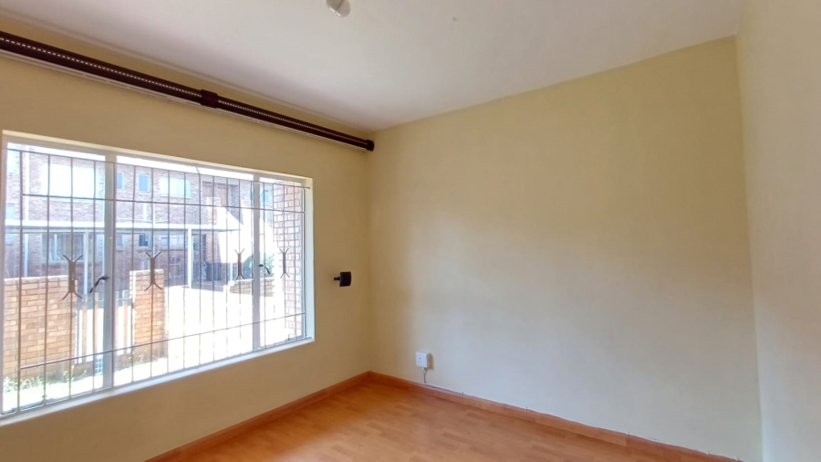 To Let 2 Bedroom Property for Rent in Kibler Park Gauteng