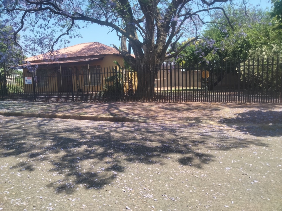 3 Bedroom Property for Sale in Brakpan Central Gauteng