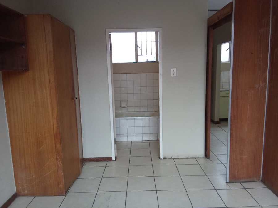 1 Bedroom Property for Sale in Sunnyside Gauteng