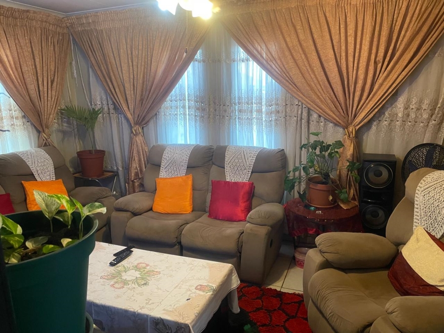 3 Bedroom Property for Sale in Soshanguve A Gauteng