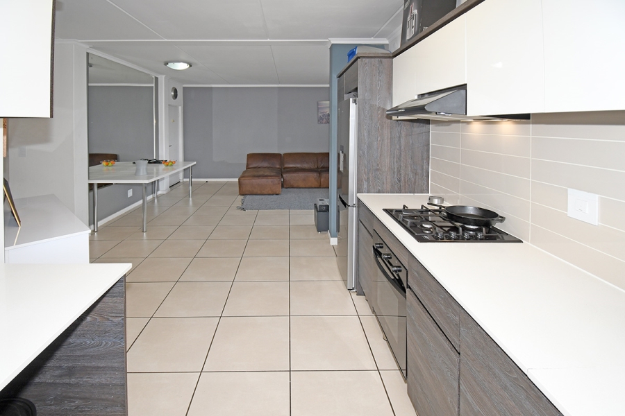 3 Bedroom Property for Sale in Greenstone Hill Gauteng