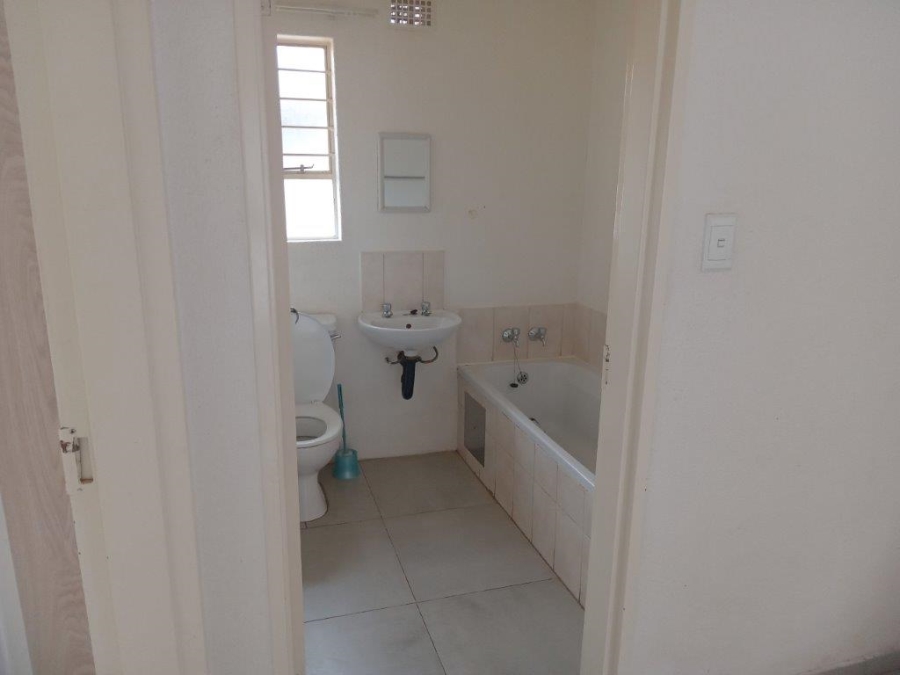 2 Bedroom Property for Sale in Salfin Gauteng