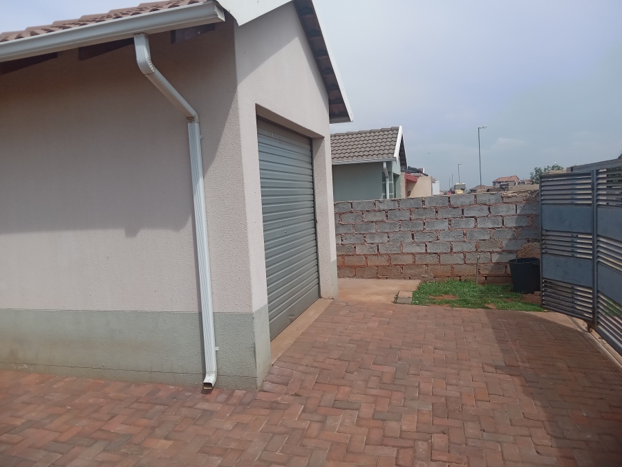 2 Bedroom Property for Sale in Salfin Gauteng