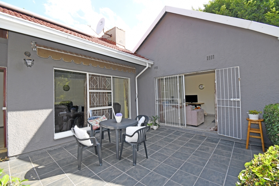 4 Bedroom Property for Sale in Berario Gauteng