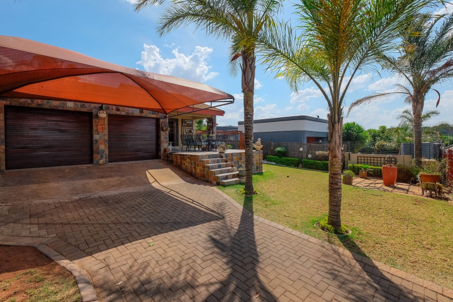 4 Bedroom Property for Sale in Rangeview Gauteng