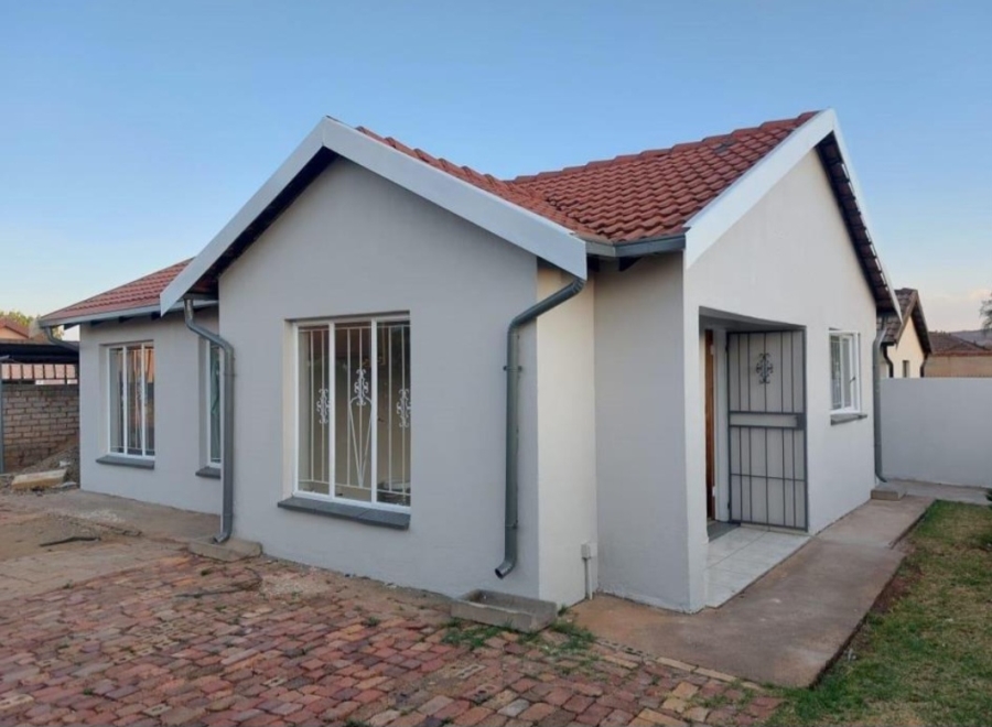 3 Bedroom Property for Sale in Lotus Gardens Gauteng