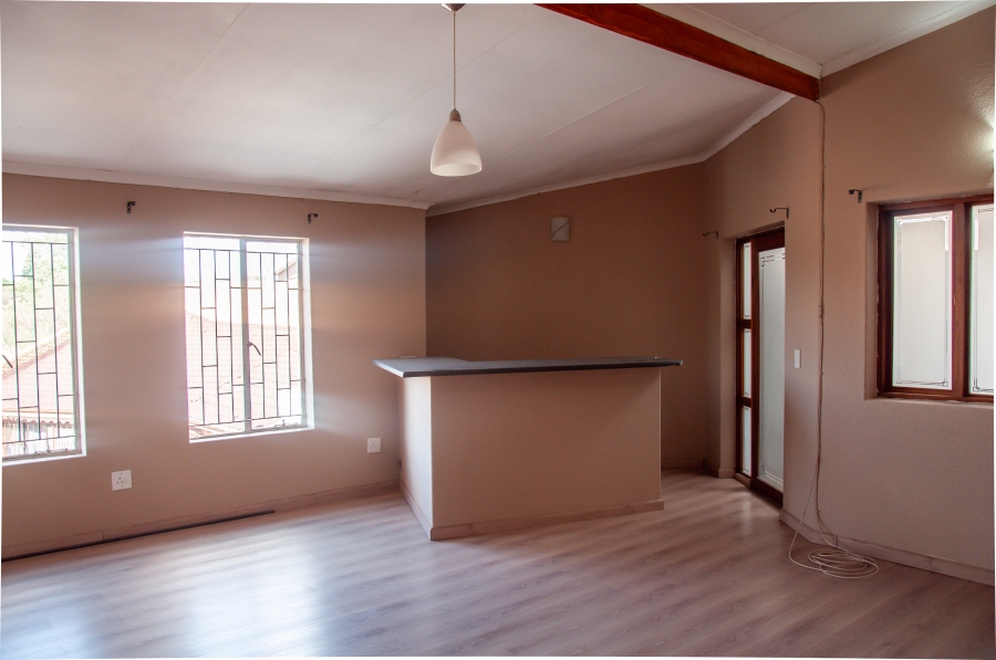 To Let 2 Bedroom Property for Rent in Randjesfontein A H Gauteng